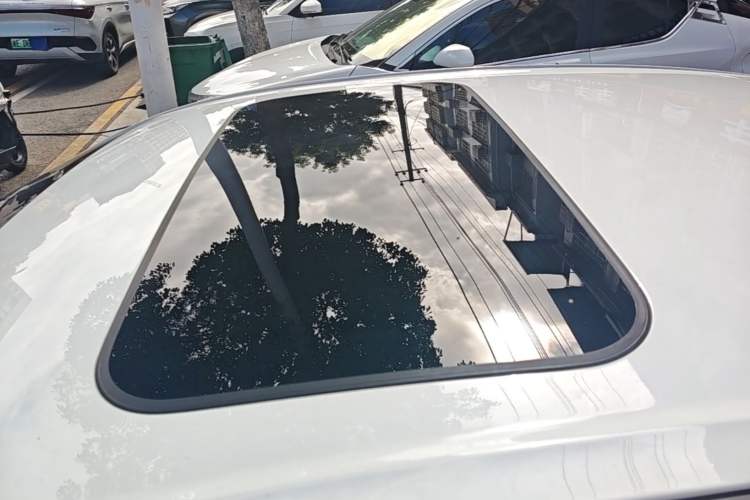 Used Geely Galaxy L6 2024 125km PLUS Dragon Edition Roof