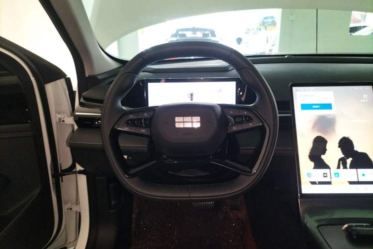 Used Geely Galaxy L6 2024 125km PLUS Dragon Edition Steering Wheel
