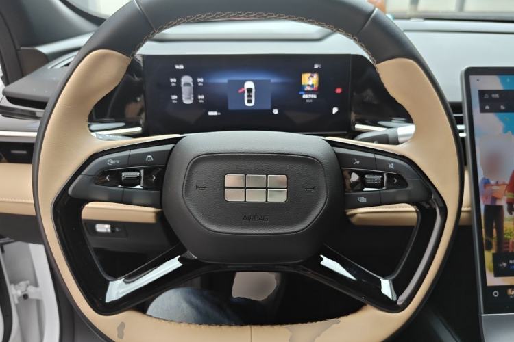 Used Geely Galaxy L6 2024 125km PLUS Dragon Edition Steering Wheel