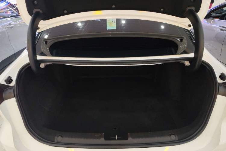 Used Geely Galaxy L6 2024 125km PLUS Dragon Edition Trunk
