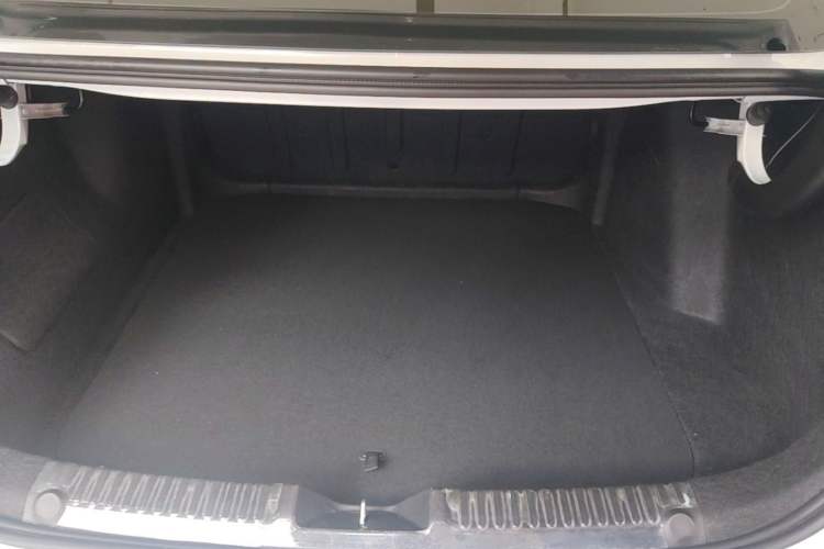 Used Geely Galaxy L6 2024 60km PLUS Dragon Edition Trunk