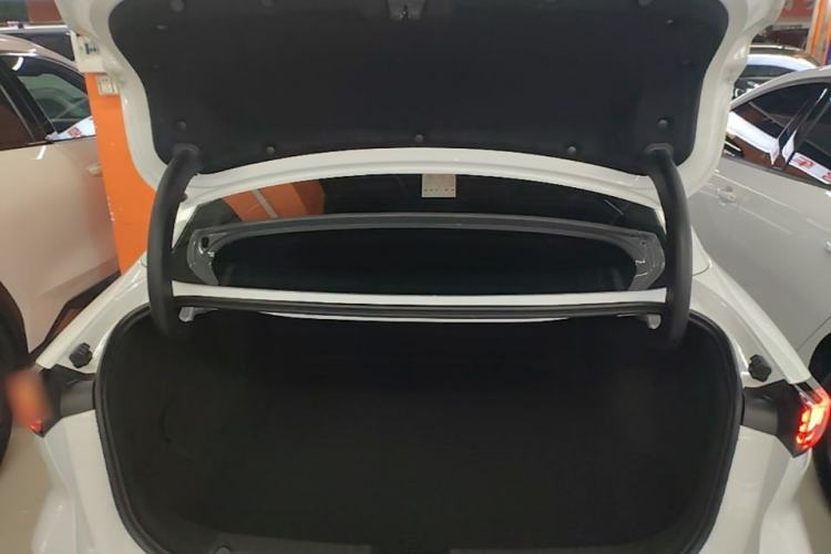 Used Geely Galaxy L6 2024 125km PLUS Dragon Edition Trunk