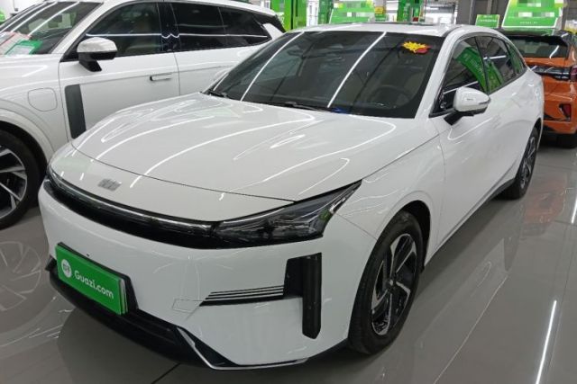 Used Geely Galaxy L6 2024 125km PLUS Dragon Edition