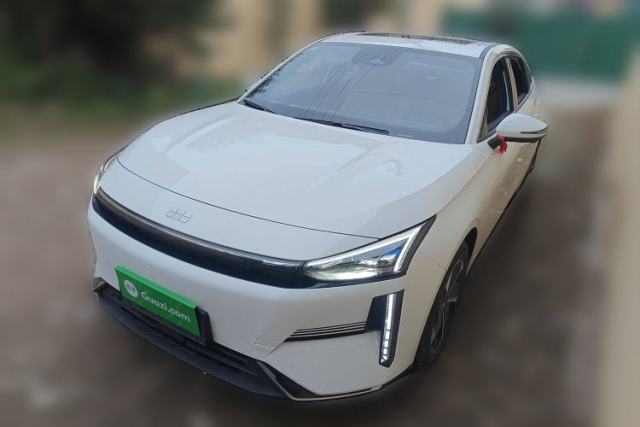 Used Geely Galaxy L6 2024 125km PLUS Dragon Edition