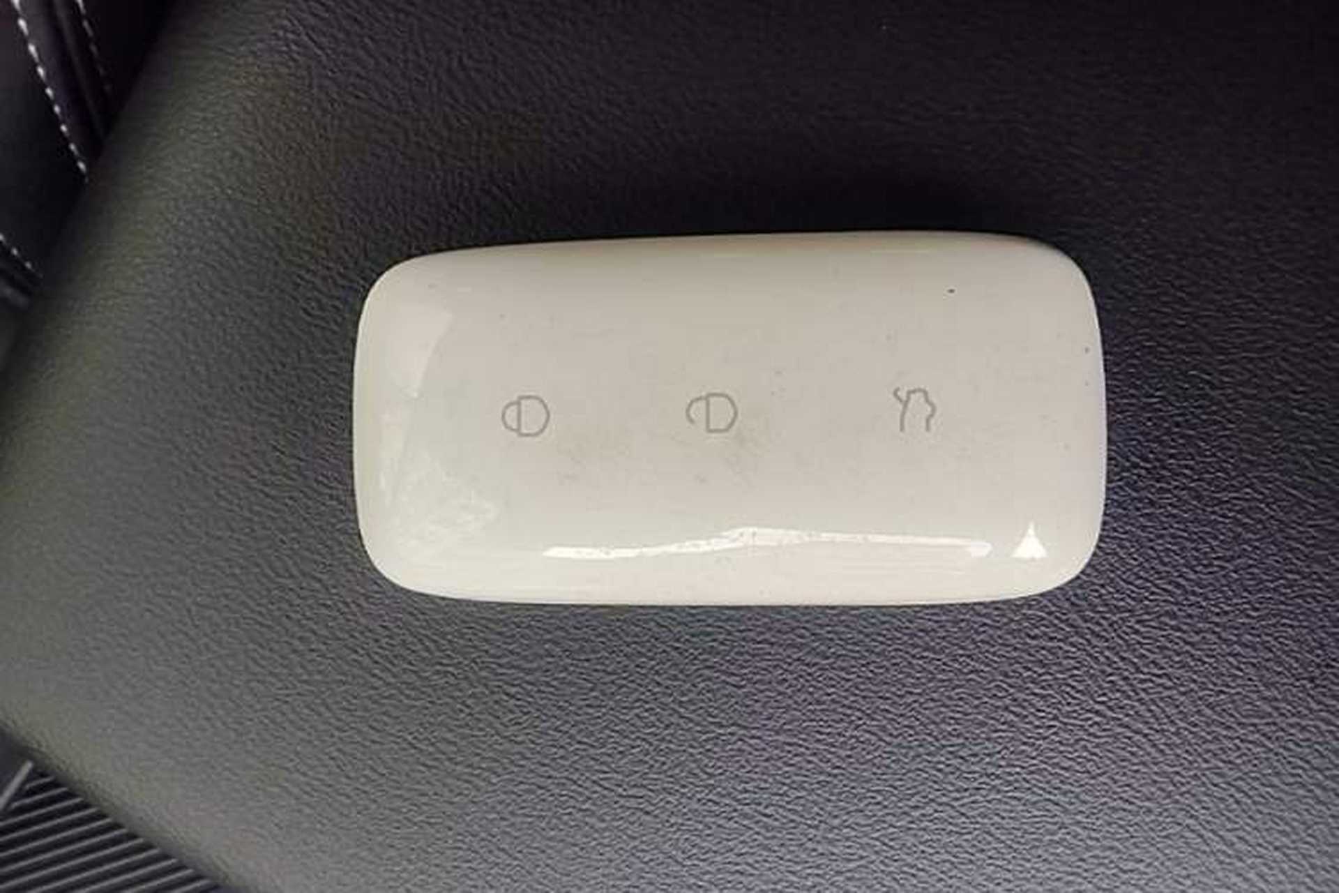 Used Geely Galaxy L6 2024 125km PLUS Dragon Edition Vehicle Key
