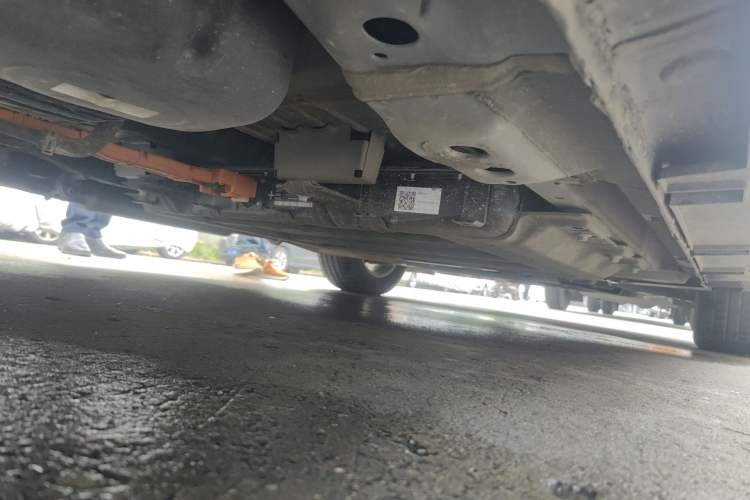 Used Geely Galaxy L6 2025 EM-i 60km Launch Edition Chassis Rear Right
