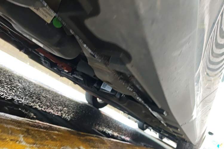 Used Geely Galaxy L6 2025 EM-i 60km Launch Edition Chassis Rear Right