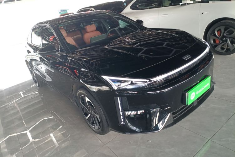 Used Geely Galaxy L6 2025 EM-i 140km Explorer+ Edition Front Right 45 Deg
