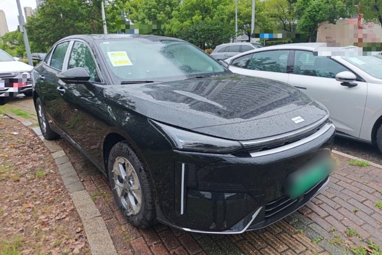 Used Geely Galaxy L6 2025 EM-i 60km Exploration Edition Front Right 45 Deg