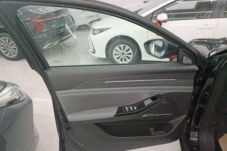 Used Geely Galaxy L6 2025 EM-i 60km Launch Edition Left Front Door Interior