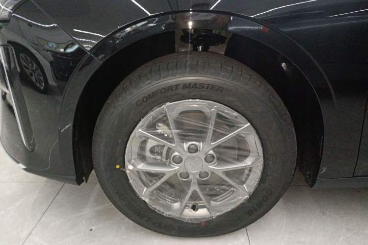 Used Geely Galaxy L6 2025 EM-i 60km Launch Edition Left Front Wheel Hub
