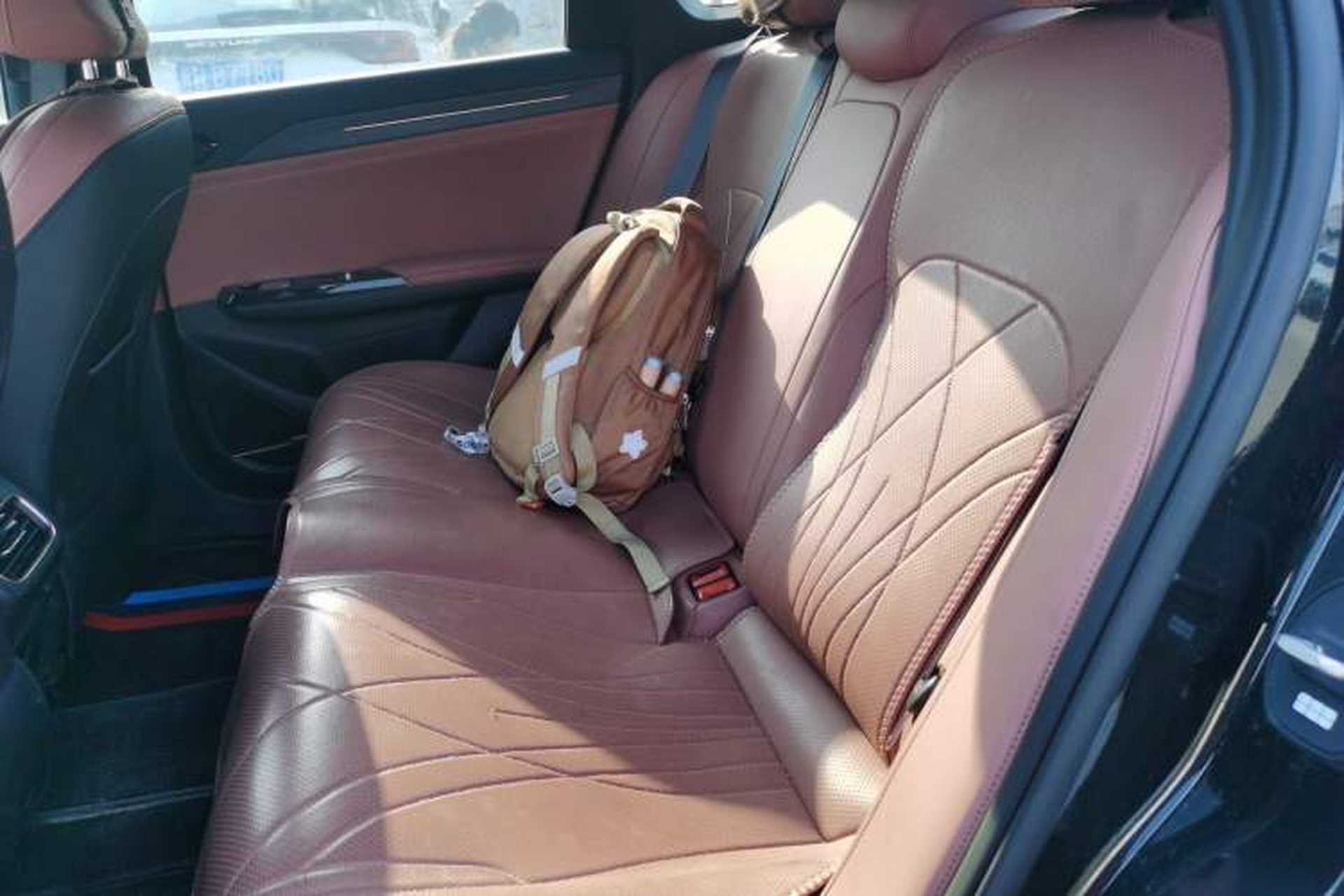 Used Geely Galaxy L6 2025 EM-i 60km Launch Edition Left Rear Seat