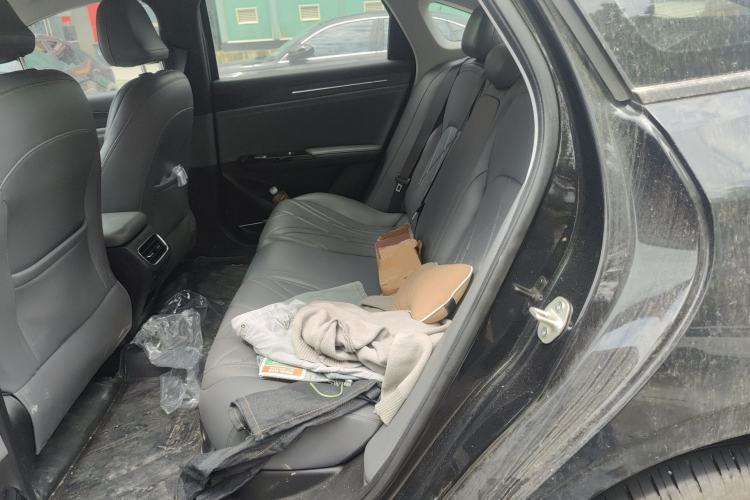 Used Geely Galaxy L6 2025 EM-i 60km Launch Edition Left Rear Seat