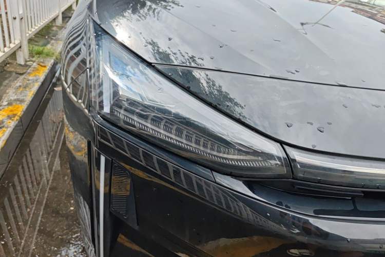 Used Geely Galaxy L6 2025 EM-i 60km Launch Edition Right Front Headlight