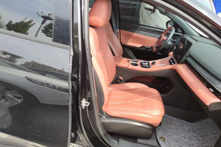 Used Geely Galaxy L6 2025 EM-i 140km Explorer+ Edition Right Front Seat