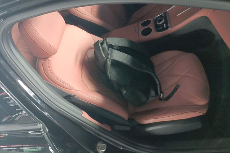 Used Geely Galaxy L6 2025 EM-i 140km Explorer+ Edition Right Front Seat