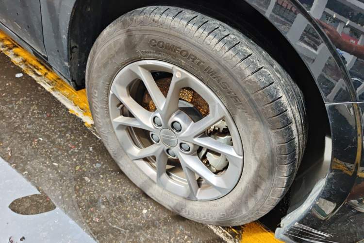 Used Geely Galaxy L6 2025 EM-i 60km Launch Edition Right Front Wheel Hub