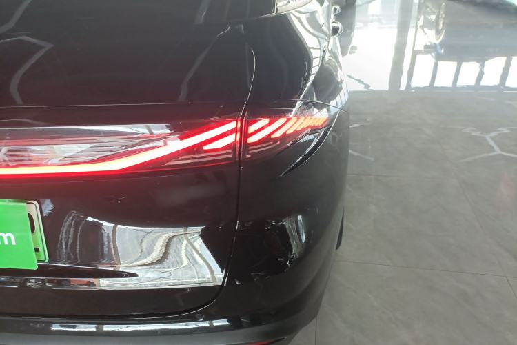 Used Geely Galaxy L6 2025 EM-i 140km Explorer+ Edition Right Rear Taillight