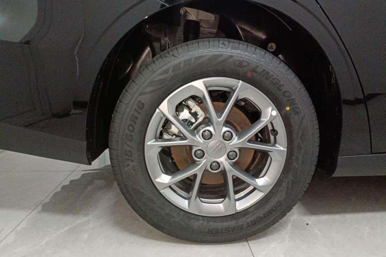 Used Geely Galaxy L6 2025 EM-i 60km Launch Edition Right Rear Wheel Hub
