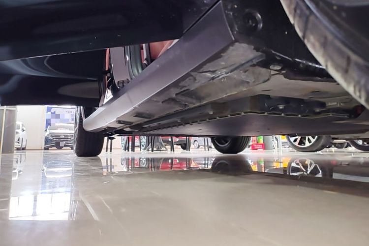 Used Geely Galaxy L6 2025 EM-i 140km Explorer+ Edition Right Side Sill