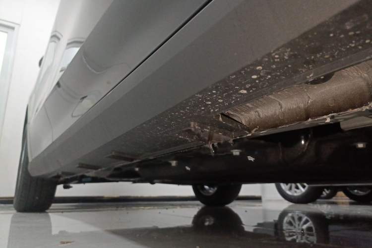 Used Geely Galaxy L6 2025 EM-i 60km Launch Edition Right Side Sill
