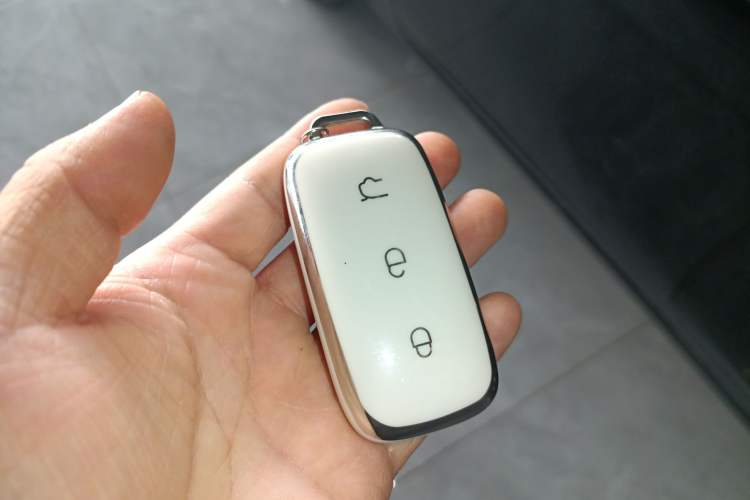 Used Geely Galaxy L6 2025 EM-i 140km Explorer+ Edition Vehicle Key