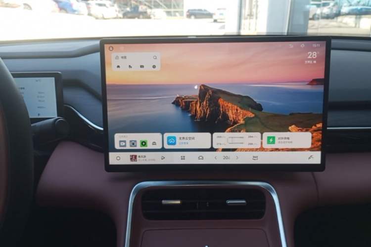 Used Geely Galaxy L6 2025 EM-i 140km Starship Edition Audio And AC Panel