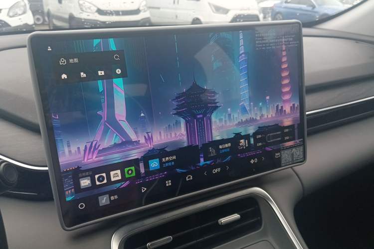 Used Geely Galaxy L6 2025 EM-i 140km Explorer+ Edition Audio And AC Panel