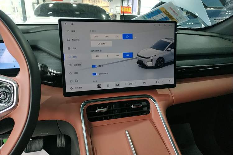 Used Geely Galaxy L6 2025 EM-i 140km Starship Edition Audio And AC Panel