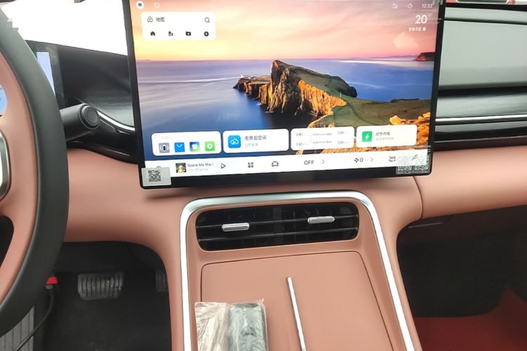 Used Geely Galaxy L6 2025 EM-i 140km Starship Edition Audio And AC Panel