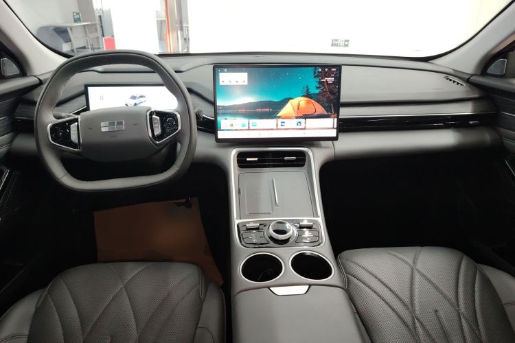 Used Geely Galaxy L6 2025 EM-i 140km Starship Edition Center Console