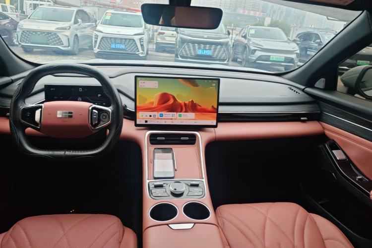 Used Geely Galaxy L6 2025 EM-i 60km Launch Edition Center Console