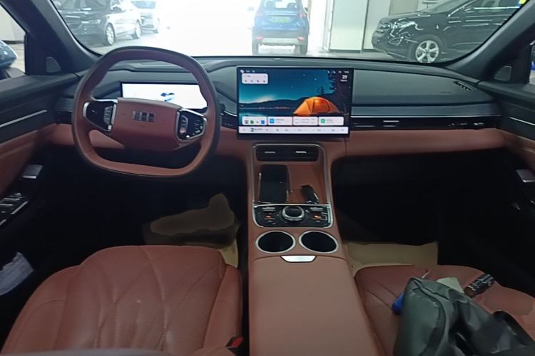 Used Geely Galaxy L6 2025 EM-i 140km Starship Edition Center Console