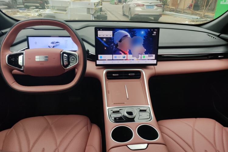 Used Geely Galaxy L6 2025 EM-i 140km Starship Edition Center Console
