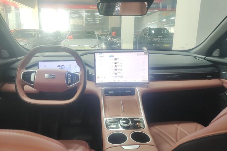 Used Geely Galaxy L6 2025 EM-i 140km Starship Edition Center Console