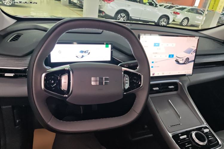Used Geely Galaxy L6 2025 EM-i 140km Starship Edition Center Console