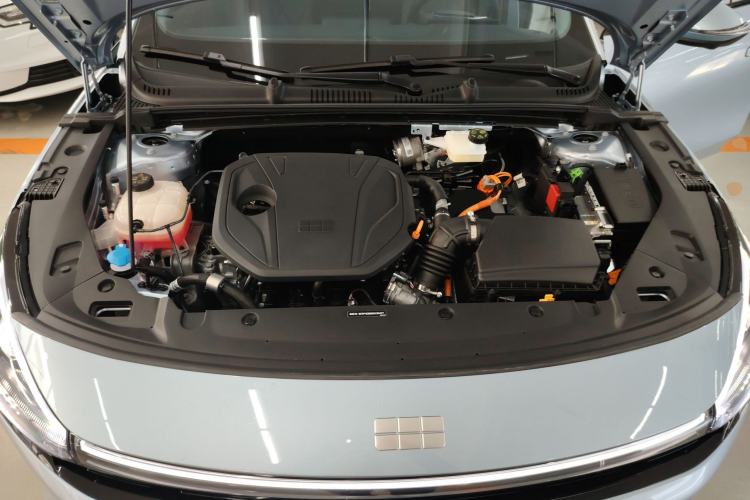 Used Geely Galaxy L6 2025 EM-i 140km Starship Edition Engine Bay