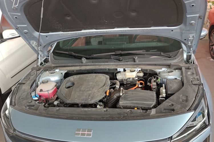 Used Geely Galaxy L6 2025 EM-i 140km Explorer+ Edition Engine Bay