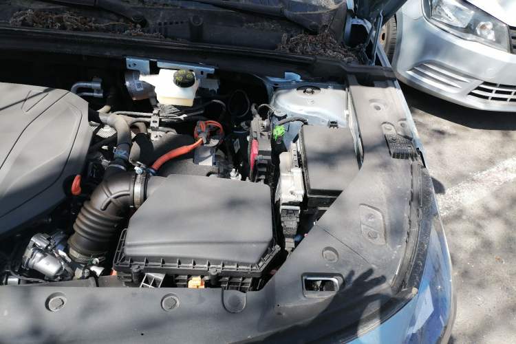 Used Geely Galaxy L6 2025 EM-i 140km Starship Edition Engine Bay Left