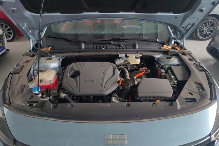 Used Geely Galaxy L6 2025 EM-i 140km Starship Edition Engine Bay