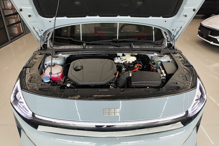 Used Geely Galaxy L6 2025 EM-i 140km Explorer+ Edition Engine Bay
