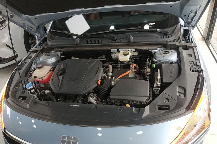 Used Geely Galaxy L6 2025 EM-i 140km Starship Edition Engine Bay