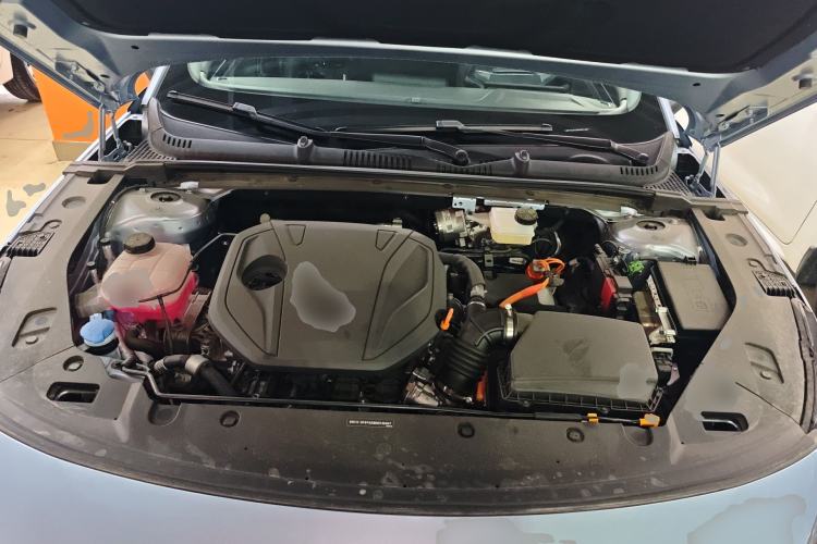 Used Geely Galaxy L6 2025 EM-i 140km Starship Edition Engine Bay