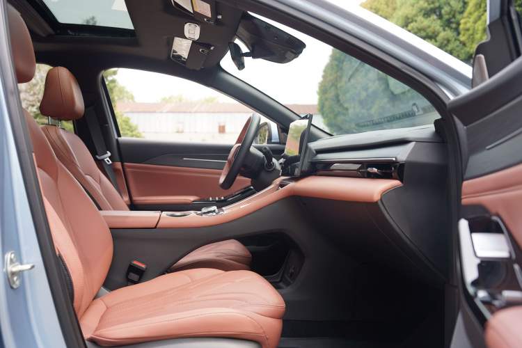 Used Geely Galaxy L6 2025 EM-i 140km Starship Edition Exterior 13