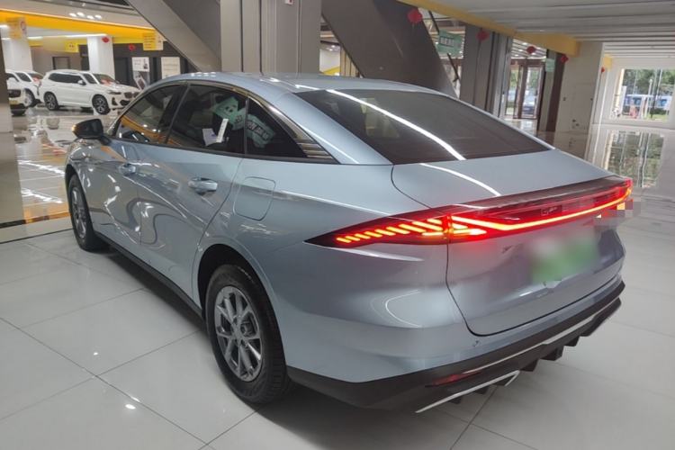 Used Geely Galaxy L6 2025 EM-i 60km Launch Edition Exterior 2