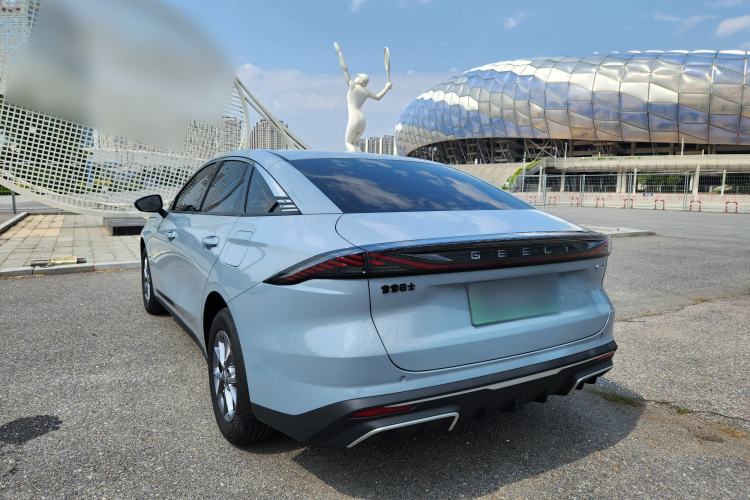Used Geely Galaxy L6 2025 EM-i 60km Launch Edition Exterior 3