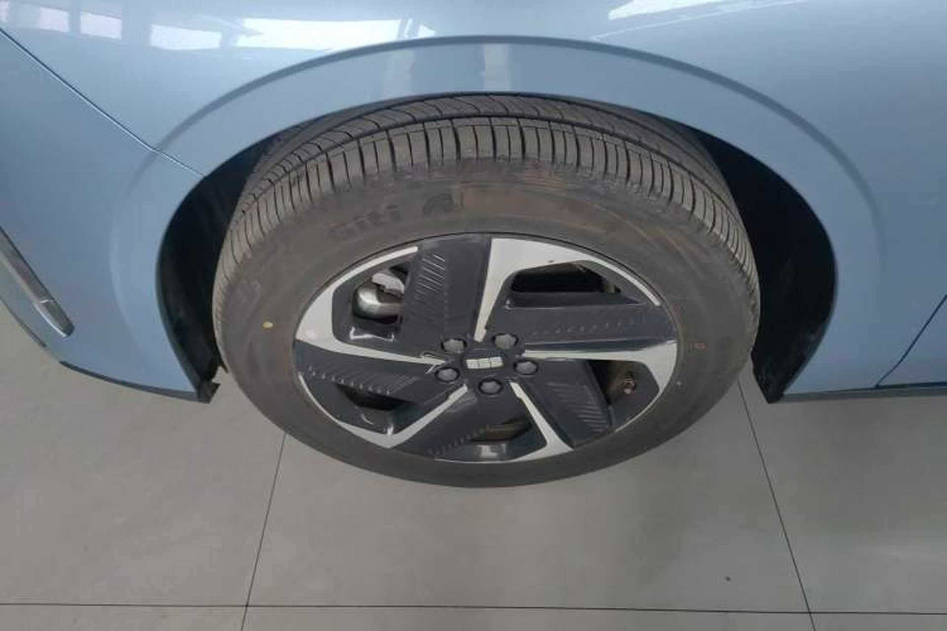 Used Geely Galaxy L6 2025 EM-i 140km Starship Edition Exterior 7
