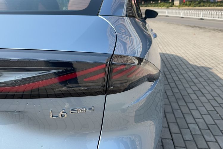 Used Geely Galaxy L6 2025 EM-i 140km Starship Edition Exterior 7