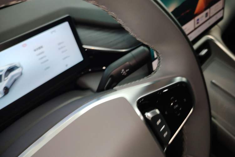 Used Geely Galaxy L6 2025 EM-i 140km Starship Edition Gear Lever