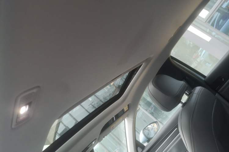 Used Geely Galaxy L6 2025 EM-i 140km Starship Edition Headliner